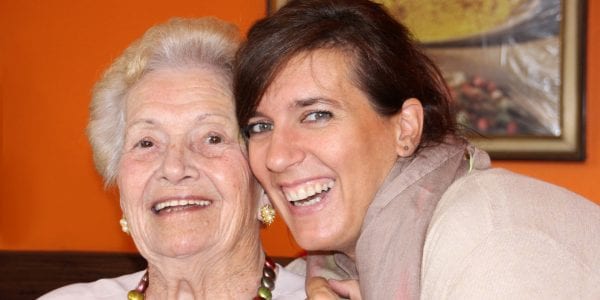 anciana disfrutando
