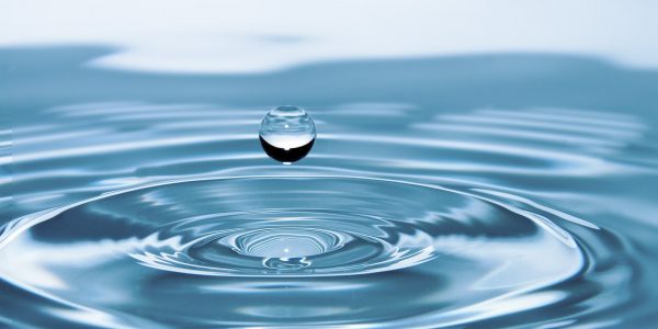 agua ionizada